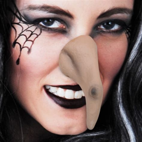 Witch nose made of latex